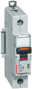 WYŁĄCZNIK NADPRĄDOWY C 16A 1-POLOWY 25KA DX3 S321 - 409755 - LEGRAND