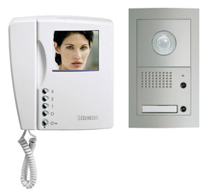 ZESTAW WIDEODOMOFONOWY KOLOROWY SWING SFERA - 369111 - LEGRAND