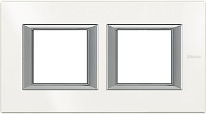 RAMKA PROSTOKĄTNA POZIOMA 2X2 MODUŁYMOD AXOLUTE WHITE AXOLUTE - HA4802M2HHD - LEGRAND