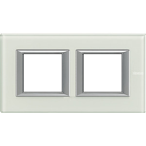 RAMKA PROSTOKĄTNA POZIOMA 2X2 MODUŁY WHICE AXOLUTE - HA4802M2HVSW - LEGRAND