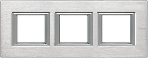 RAMKA PROTOKĄTNA POZIOMA 3X2 MODUŁY BRUSHED CHROME AXOLUTE - HA4802M3HCR - LEGRAND