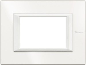 RAMKA PROTOKĄTNA 3 MODUŁY AXOLUTE WHITE AXOLUTE - HA4803HD - LEGRAND