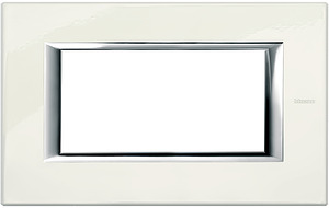 RAMKA PROTOKĄTNA 4 MODUŁY WHITE LIMOGES AXOLUTE - HA4804BG - LEGRAND