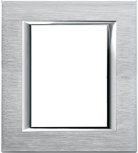 RAMKA PROTOKĄTNA 3+3 MODUŁY BRUSHED CHROME AXOLUTE - HA4826CR - LEGRAND