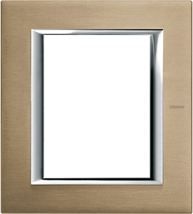 RAMKA PROTOKĄTNA 3+3 MODUŁY BRUSHED TITANIUM AXOLUTE - HA4826NX - LEGRAND