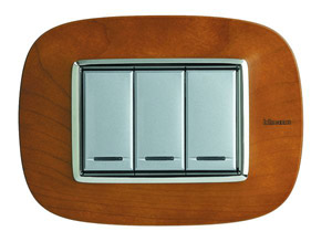 RAMKA OWALNA 3 MODUŁY CHERRYWOOD AXOLUTE - HB4803LCA - LEGRAND